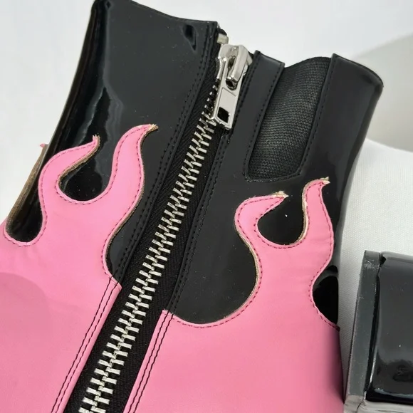 Sugar Thrillz Women's Pink Boots - Picture 4 of 8